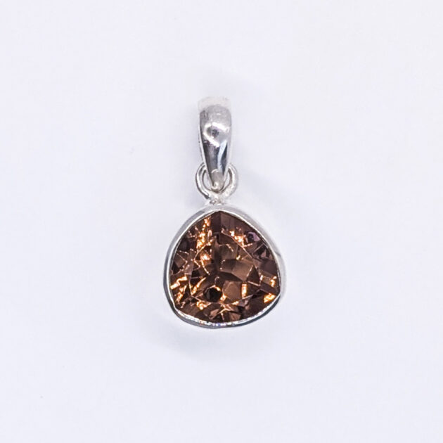 "Solana" Silver Pendant with Sultanite