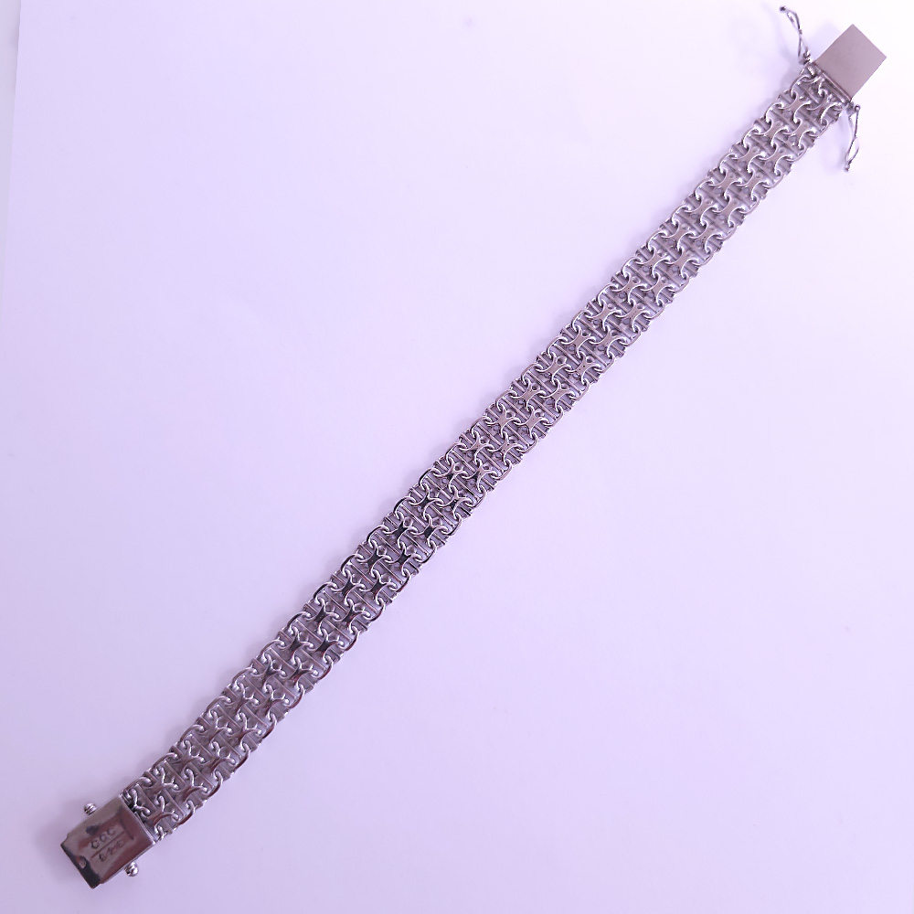 Lai hõbedane käevõru