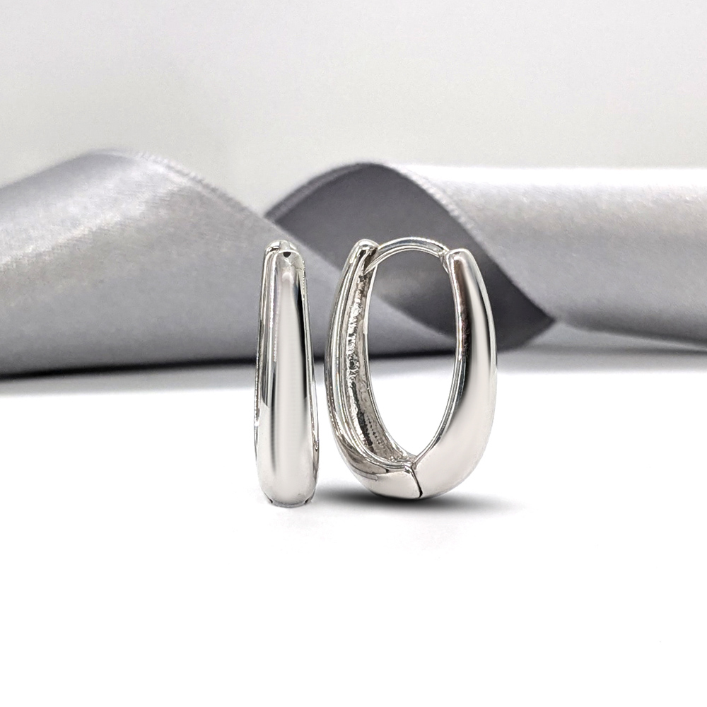 серебряные овальные гладкие серьги Helga
