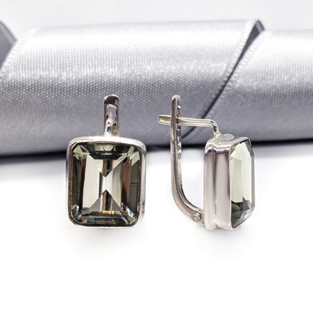 Серебряные серьги с зелеными аметистами