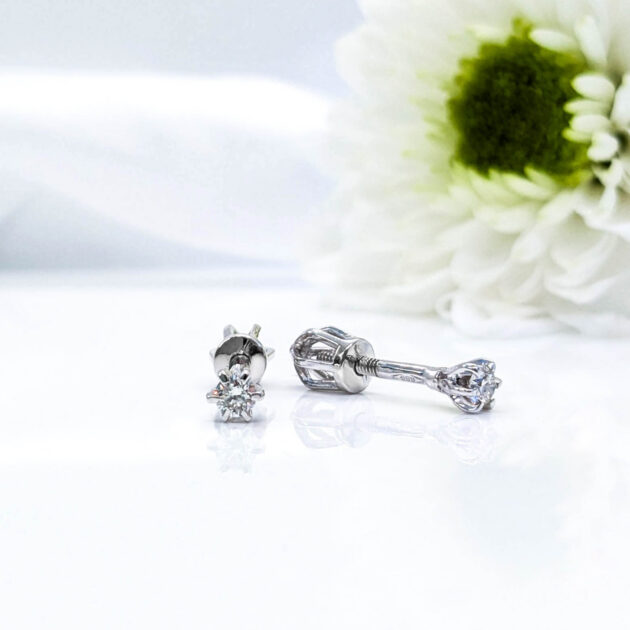 Laconic diamond white gold stud-earrings "Sparkle"